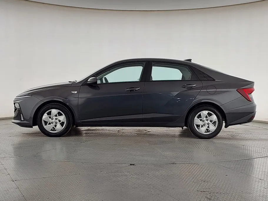 2024 Hyundai Accent Fleet 
