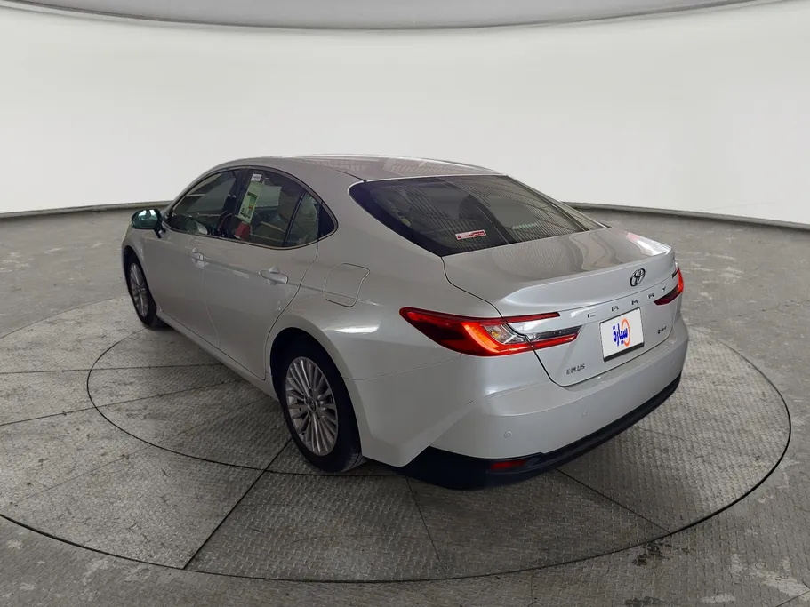 2026 Toyota Camry  E Plus HEV 