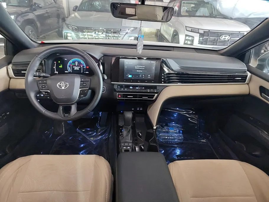2026 Toyota Camry  E Plus HEV 