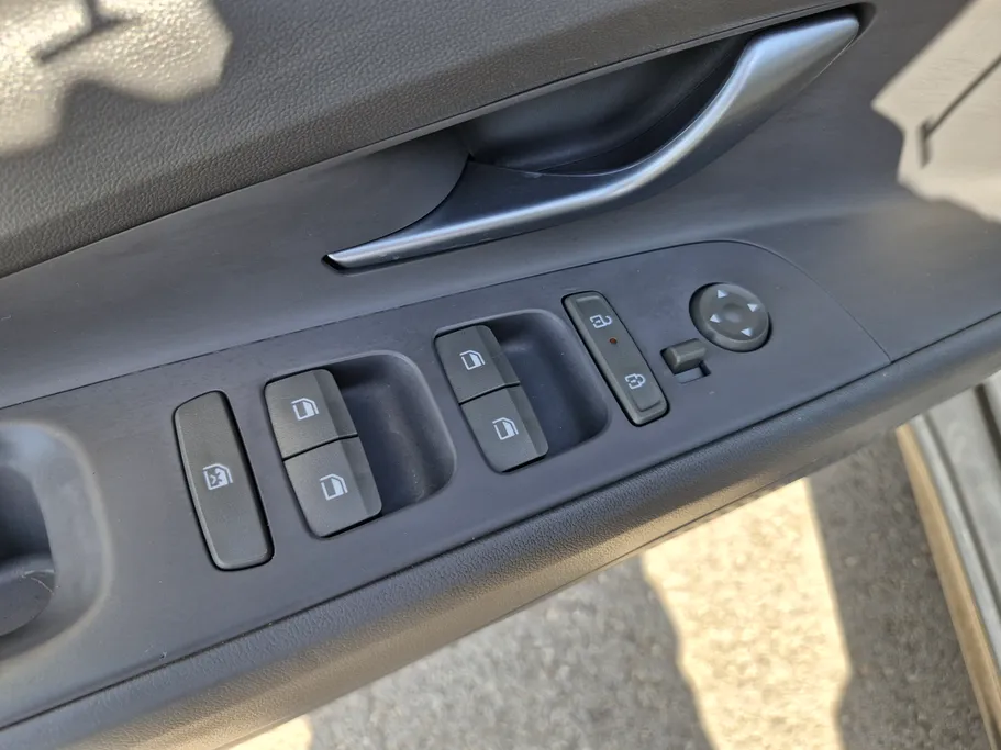 2024 Hyundai Elantra Fleet 