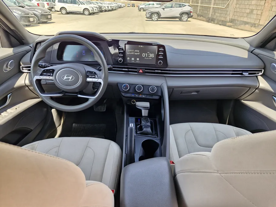 2024 Hyundai Elantra Fleet 