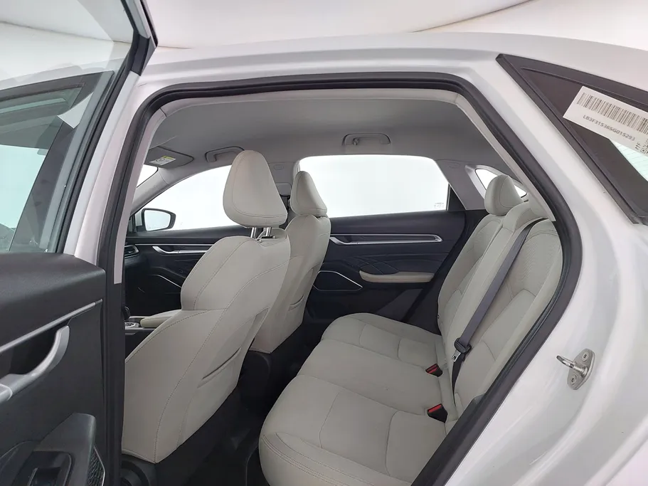 جيلي امجراند GS 2025 