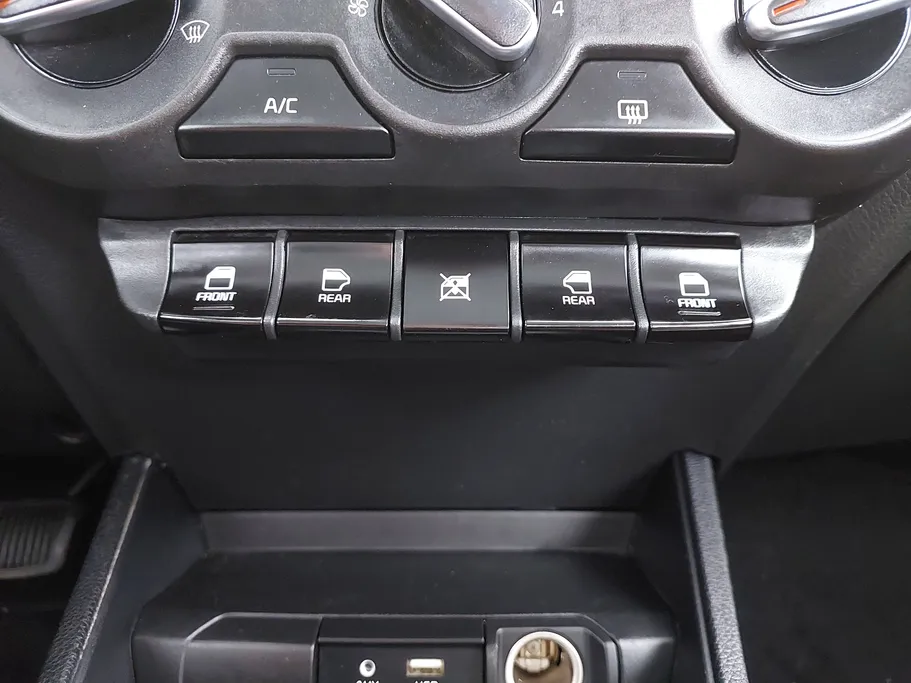2025 Kia Pegas GLS 