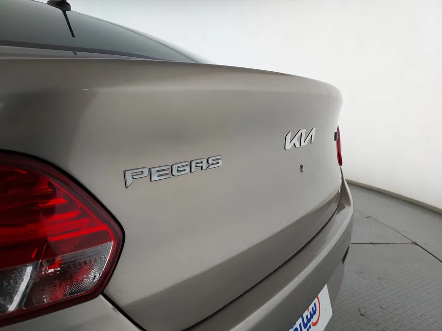 2025 Kia Pegas GLS 