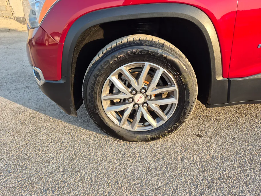 2019 GMC Acadia SLE 