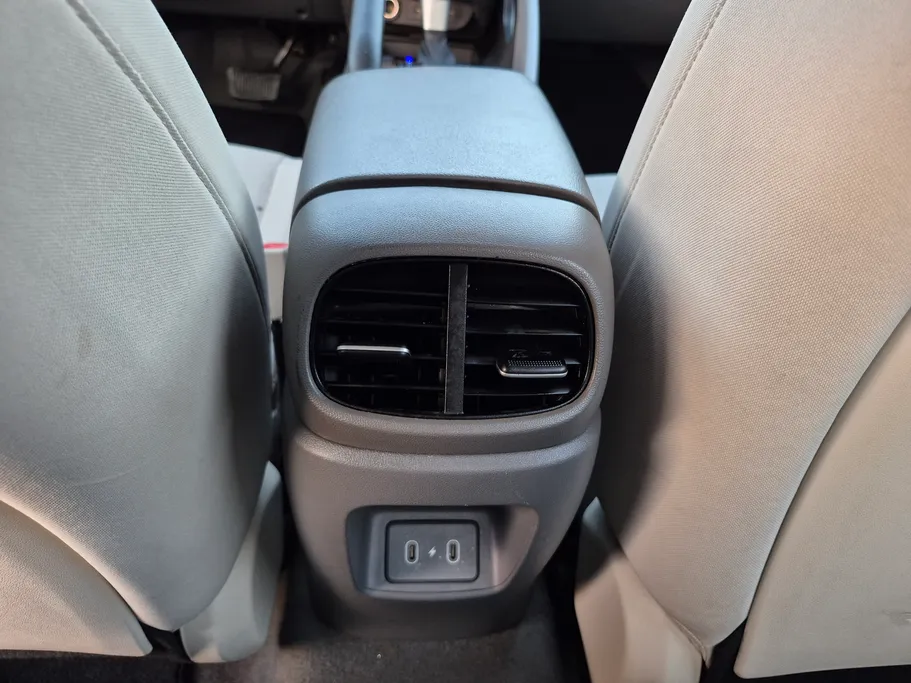2024 Hyundai Elantra Fleet 