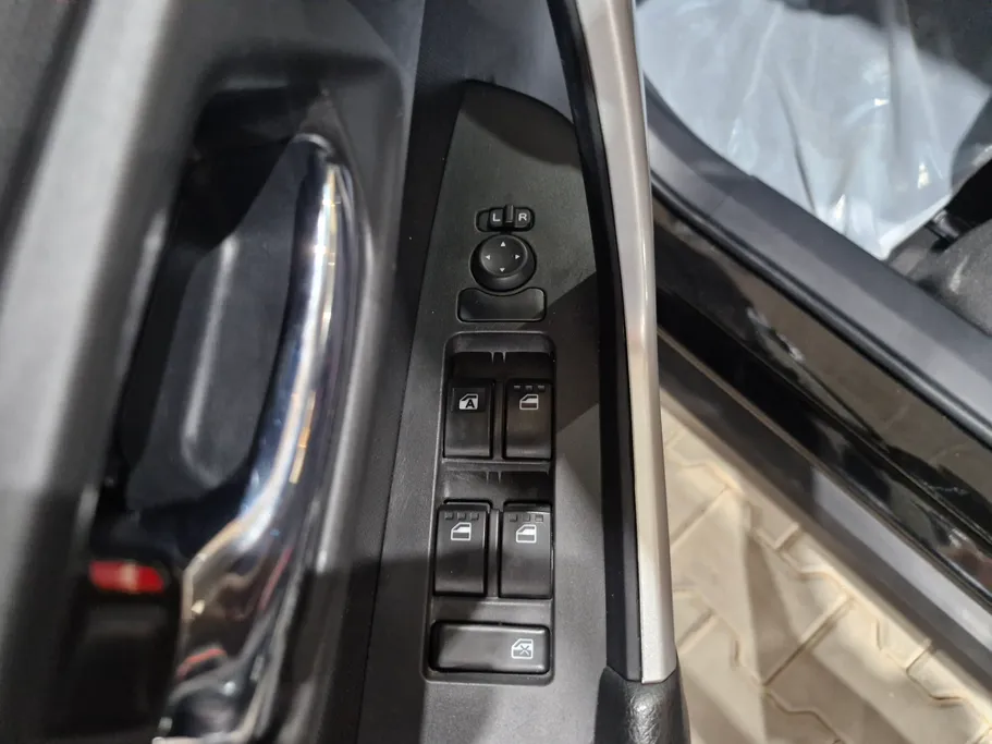 2024 Toyota Raize XLE 