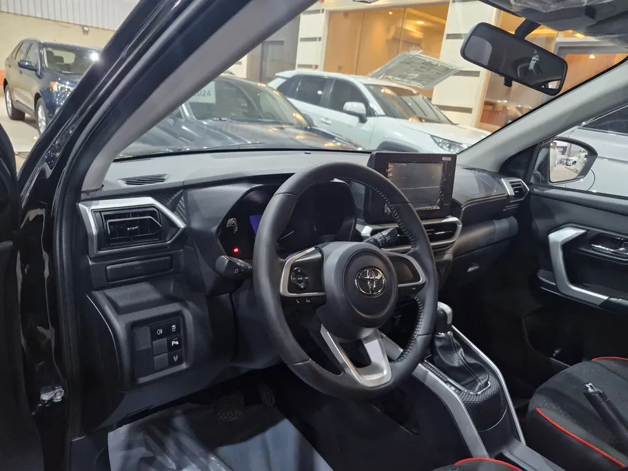 2024 Toyota Raize XLE 