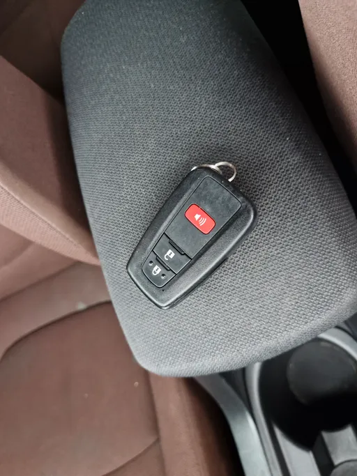 2021 Toyota Corolla Cross XLE 