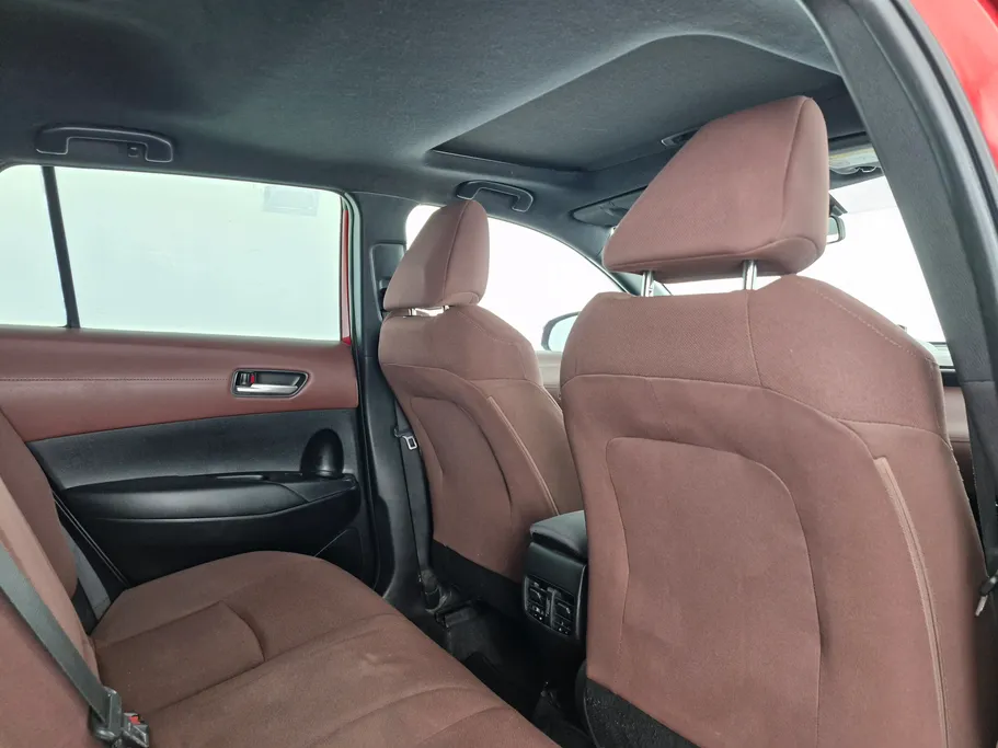 2021 Toyota Corolla Cross XLE 