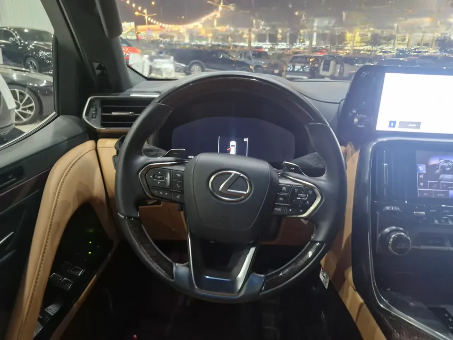 2026 Lexus LX 600 BB Elite 
