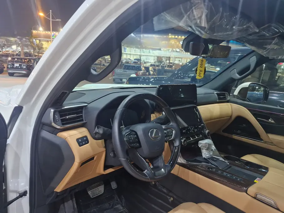 2026 Lexus LX 600 BB Elite 