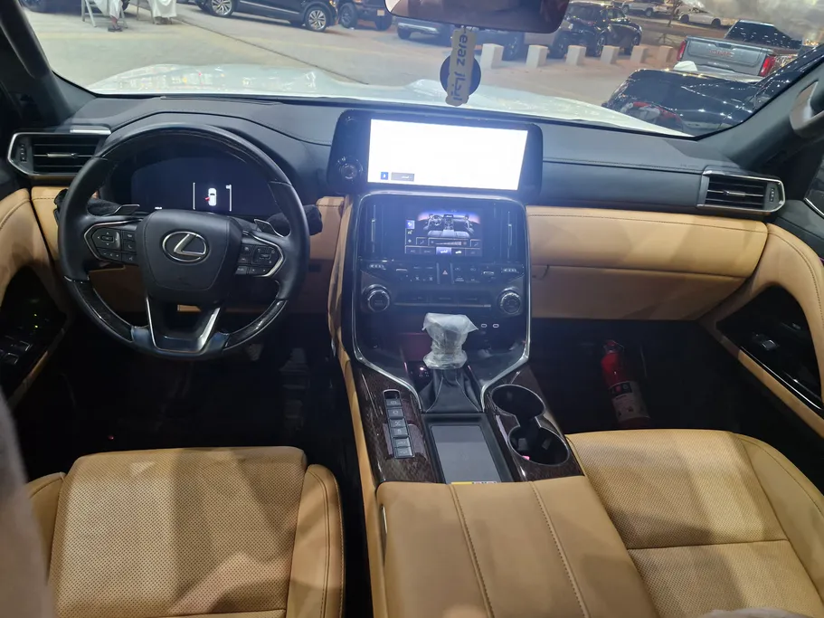 2026 Lexus LX 600 BB Elite 