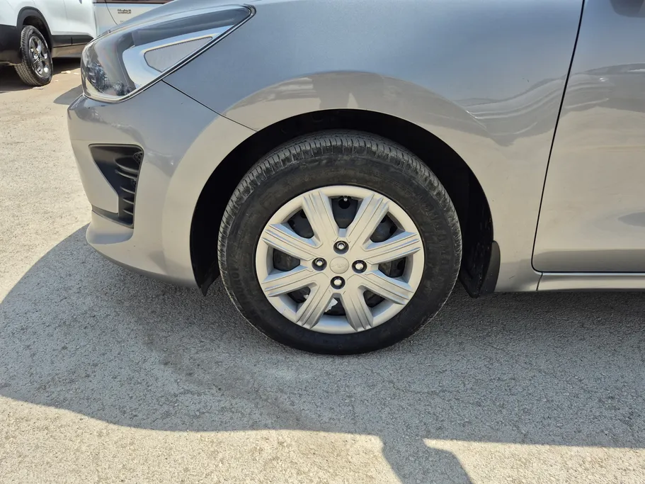 2022 Kia Rio GL 