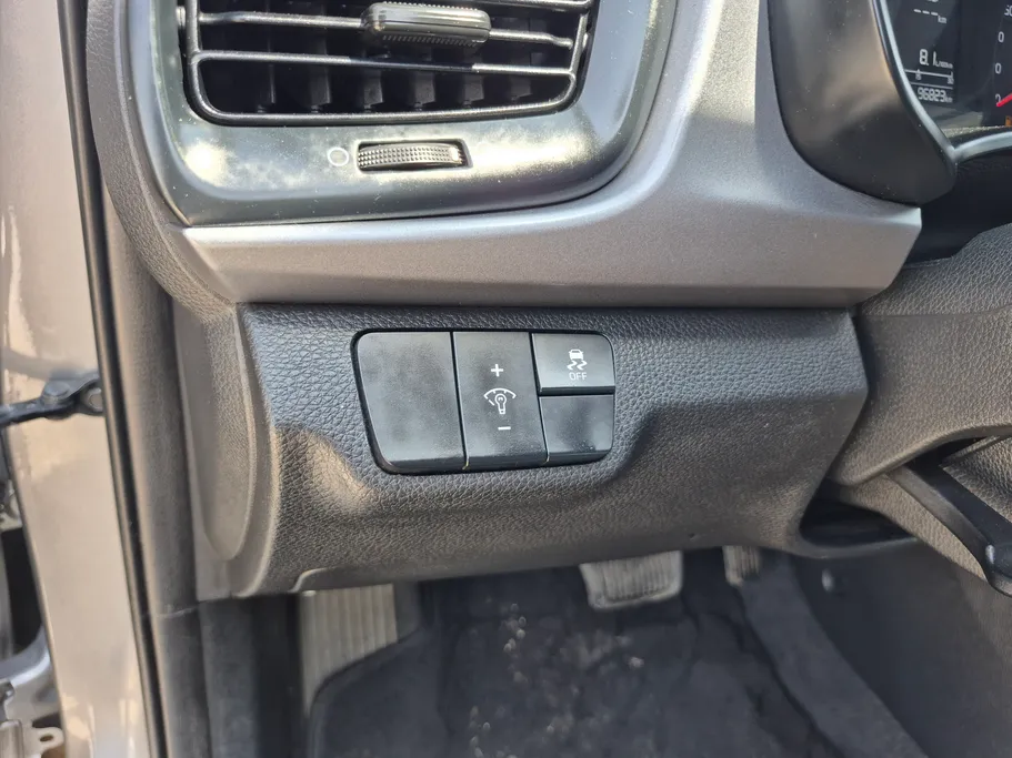 2022 Kia Rio GL 