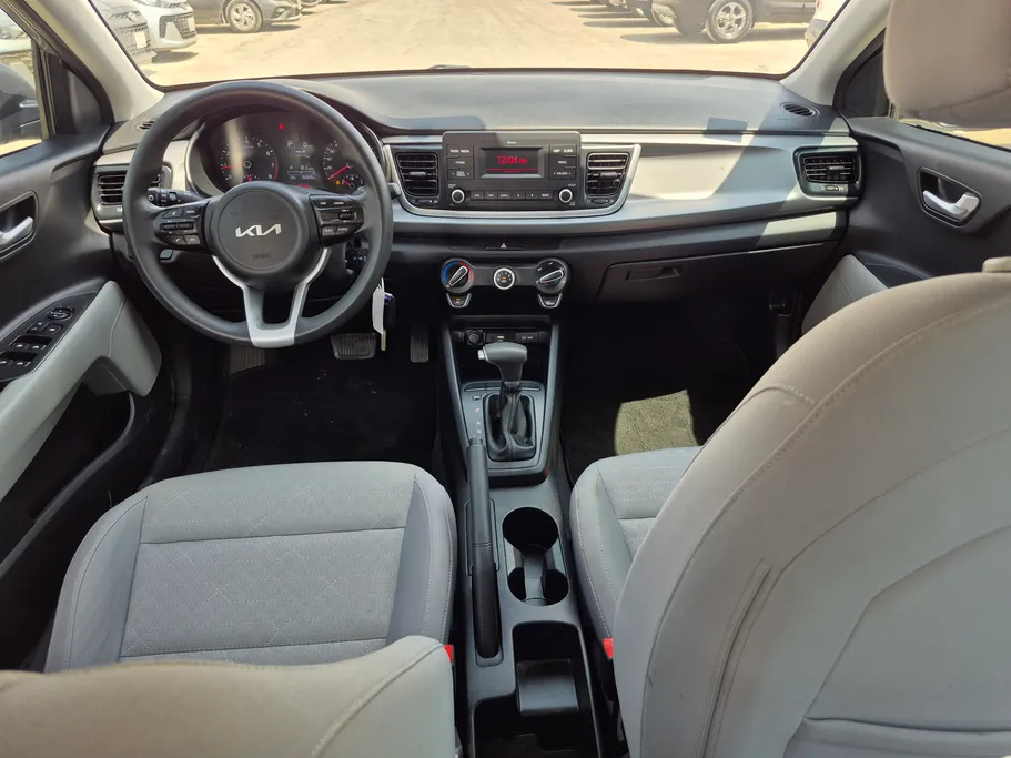 2022 Kia Rio GL 