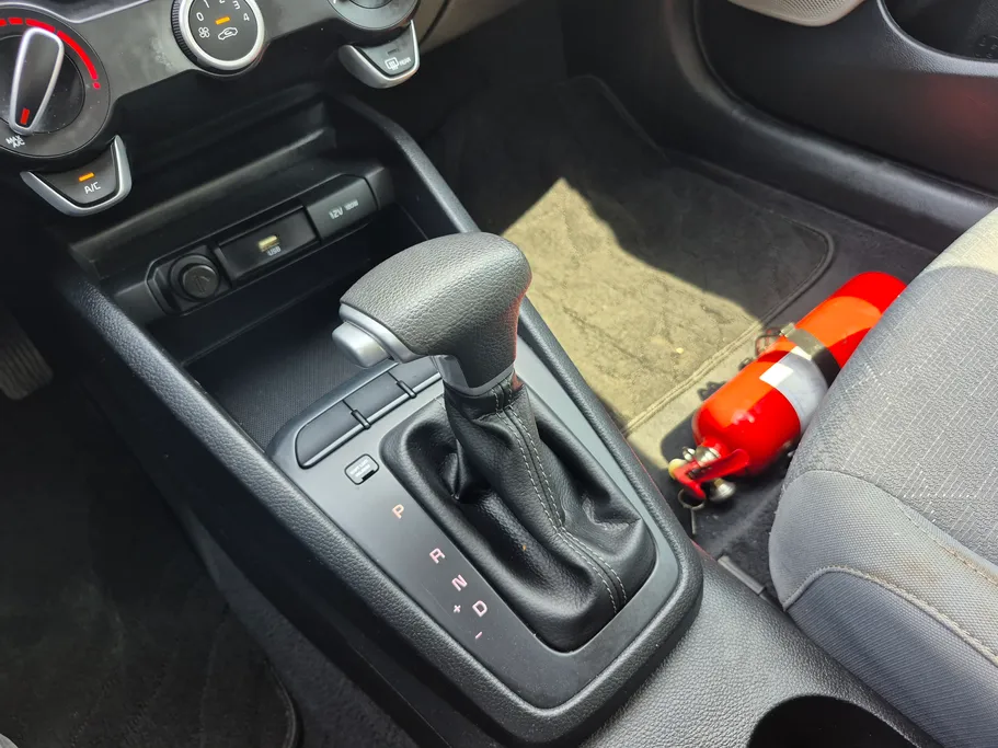 2022 Kia Rio GL 