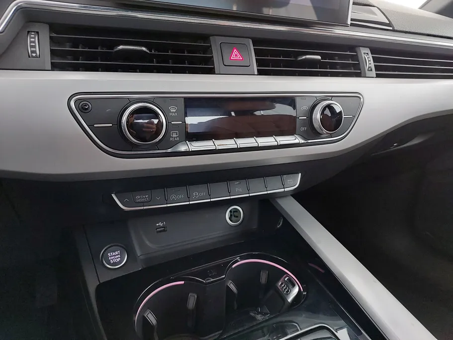 اودي A4 35 TFSI 2024 