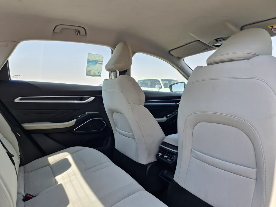 2025 Geely Emgrand GS 