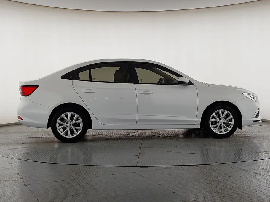 2024 MG 5 STD 