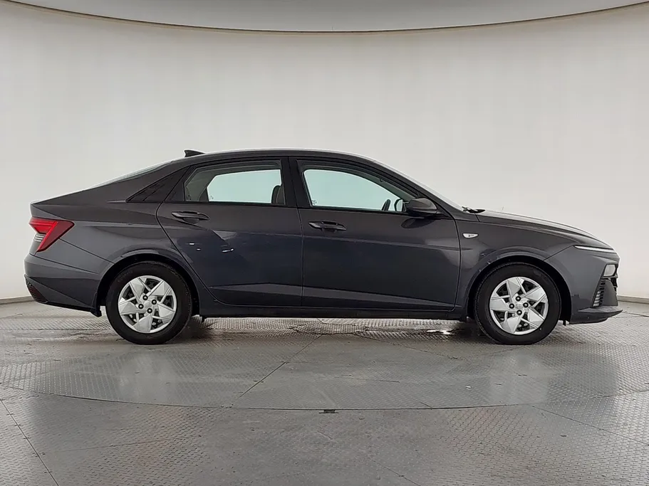 2024 Hyundai Accent Fleet 