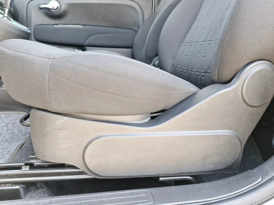 2024 Fiat 500 Hatchback 