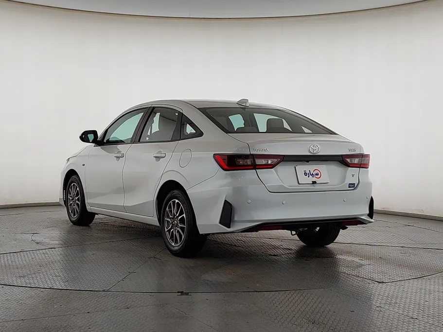 2024 Toyota Yaris  Y 