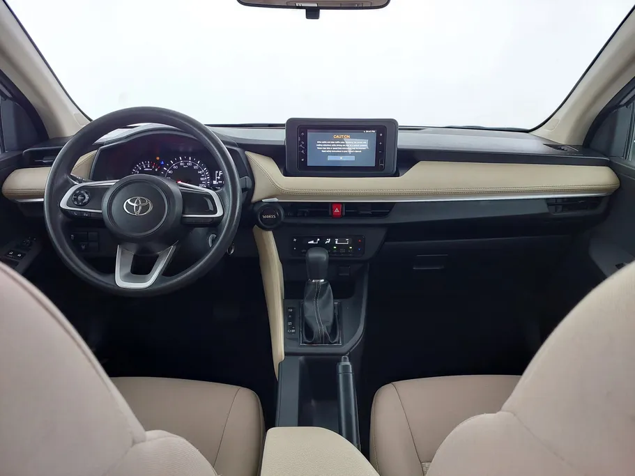 2024 Toyota Yaris  Y 