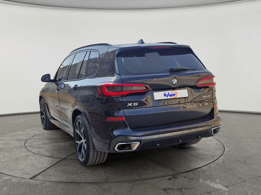 بي ام دبليو الفئة اكس 5 xDrive 40i 2023 