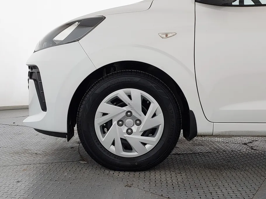 هيونداي Grand i10 فلييت 2025 
