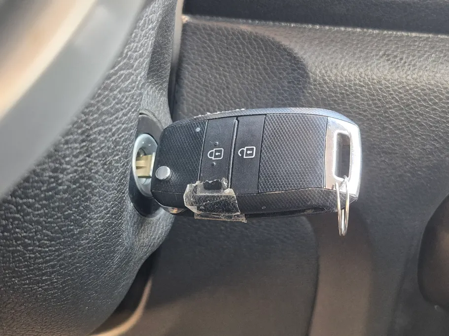 2024 Kia Pegas LX 