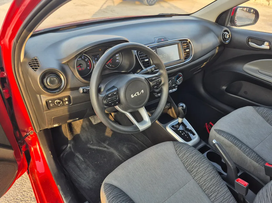 2024 Kia Pegas LX 