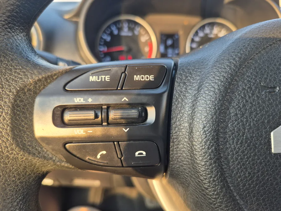 2024 Kia Pegas LX 