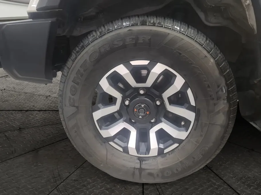 2024 Toyota LAND CRUISER 70 LX 