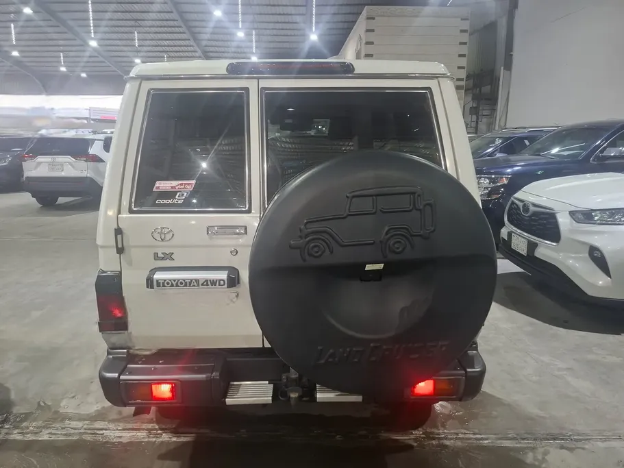2024 Toyota LAND CRUISER 70 LX 