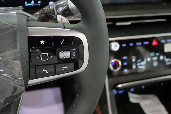 2026 Genesis GV80 Premium 
