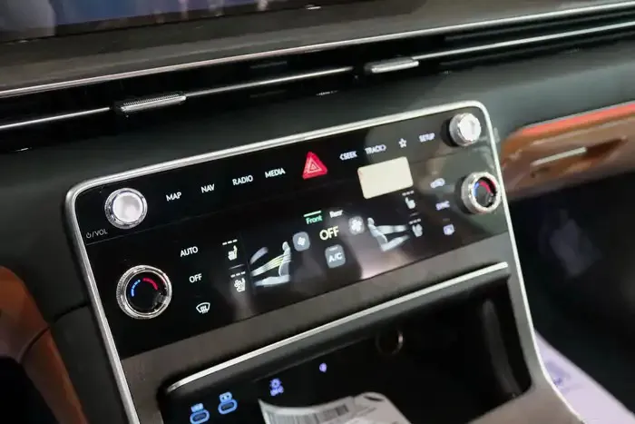 2026 Genesis GV80 Premium 