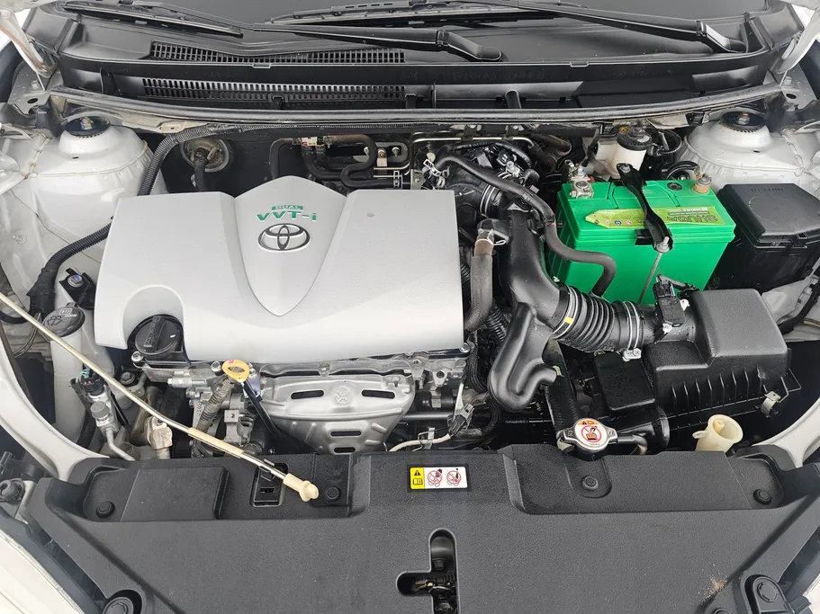 2022 Toyota Yaris  Y 