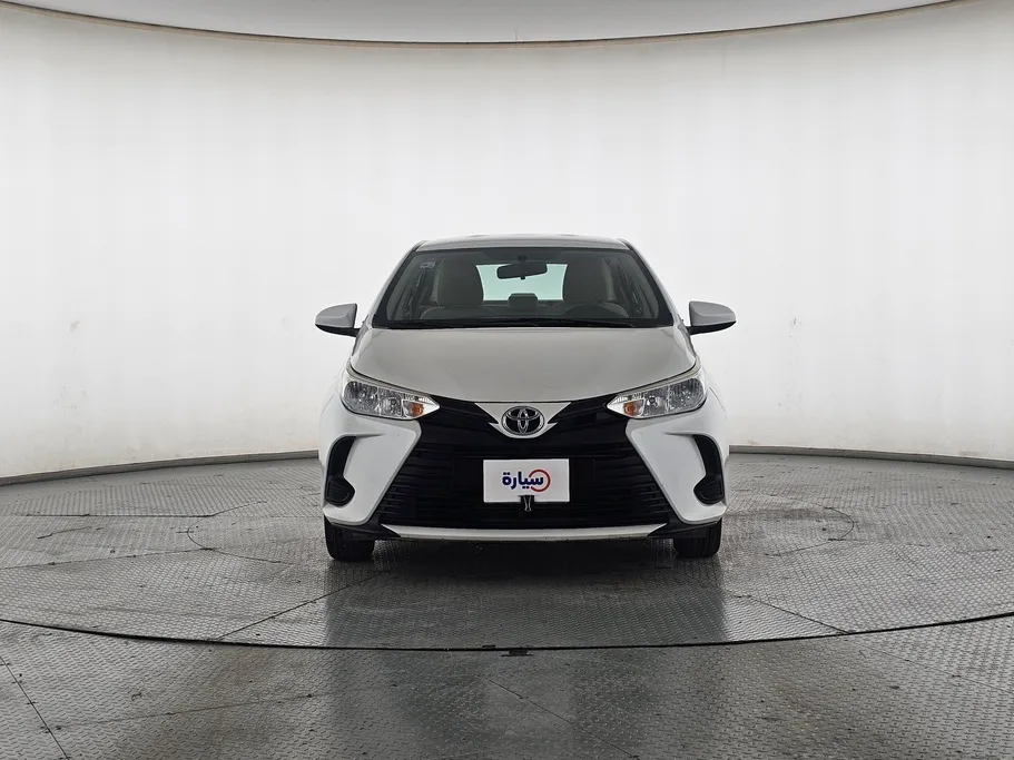 2022 Toyota Yaris  Y 