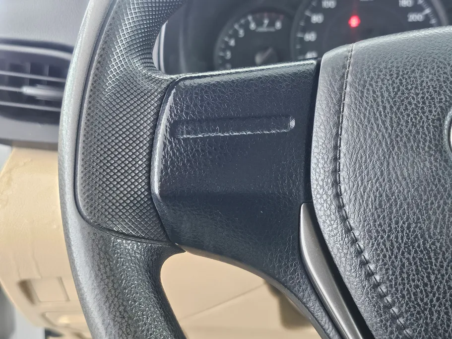 2022 Toyota Yaris  Y 