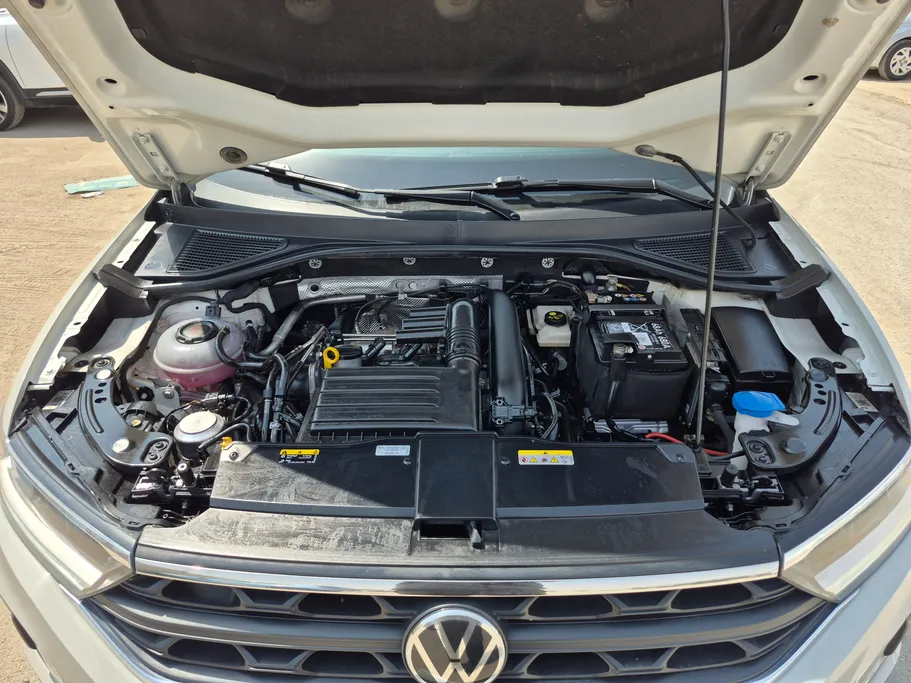 2024 Volkswagen T Roc Life 