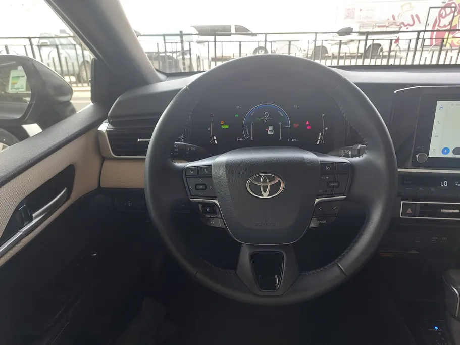 2025 Toyota Camry  LE HEV 