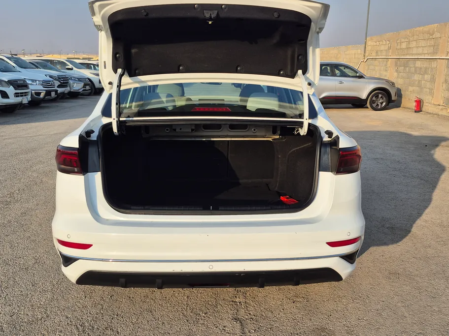 جيلي امجراند GS 2025 