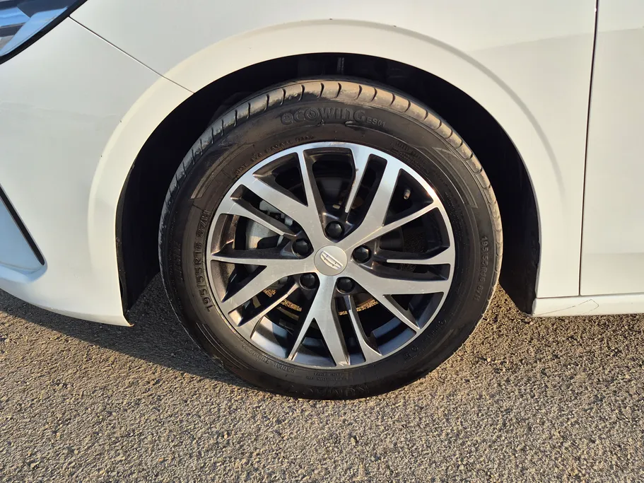 جيلي امجراند GS 2025 