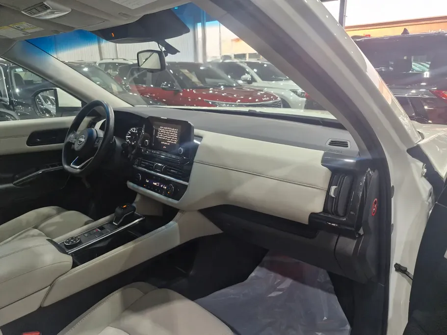 2023 Nissan Pathfinder S 