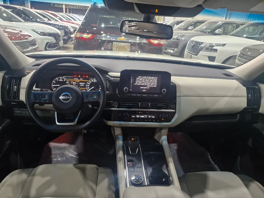 2023 Nissan Pathfinder S 