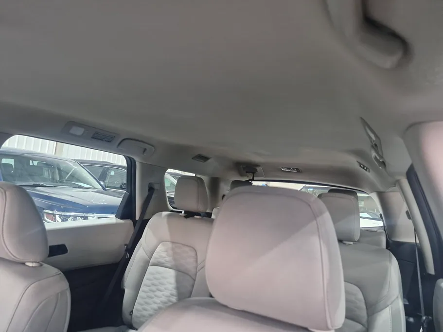 2023 Nissan Pathfinder S 