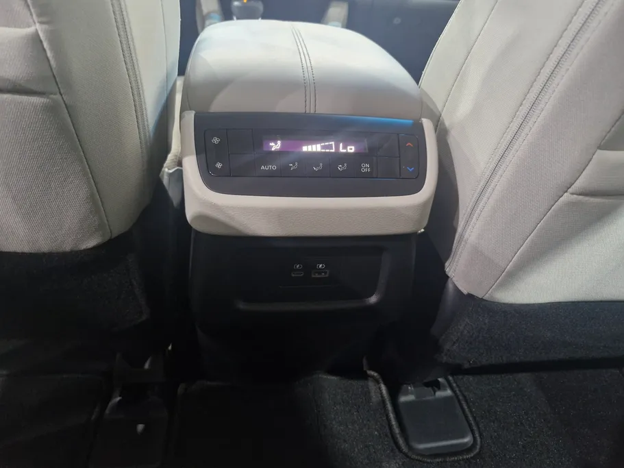 2023 Nissan Pathfinder S 