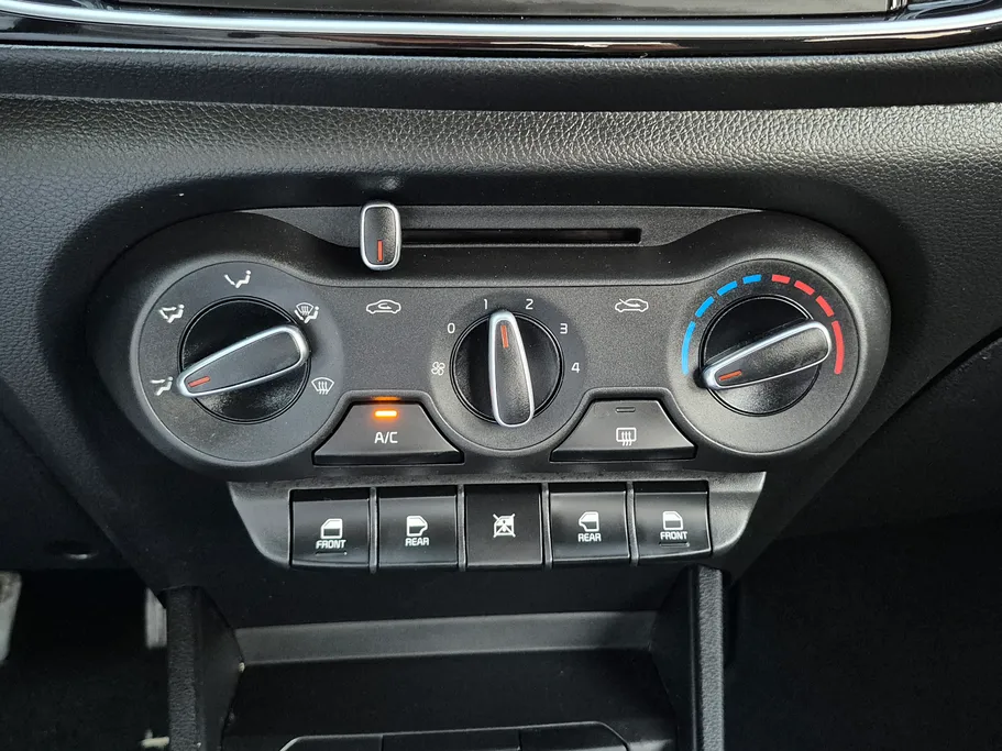 2024 Kia Pegas LX 