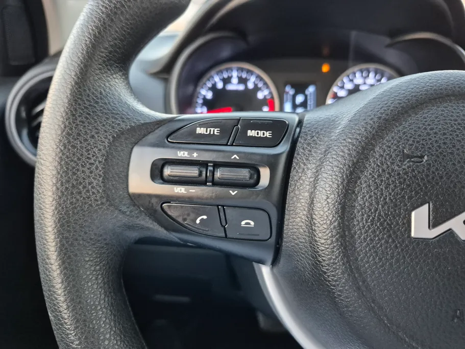 2024 Kia Pegas LX 